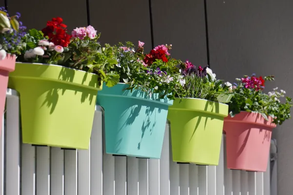 Railing Planters: Best Planters for Small Balconies