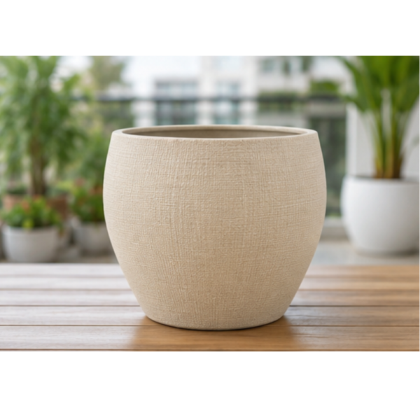 Skyline Plastic Pot