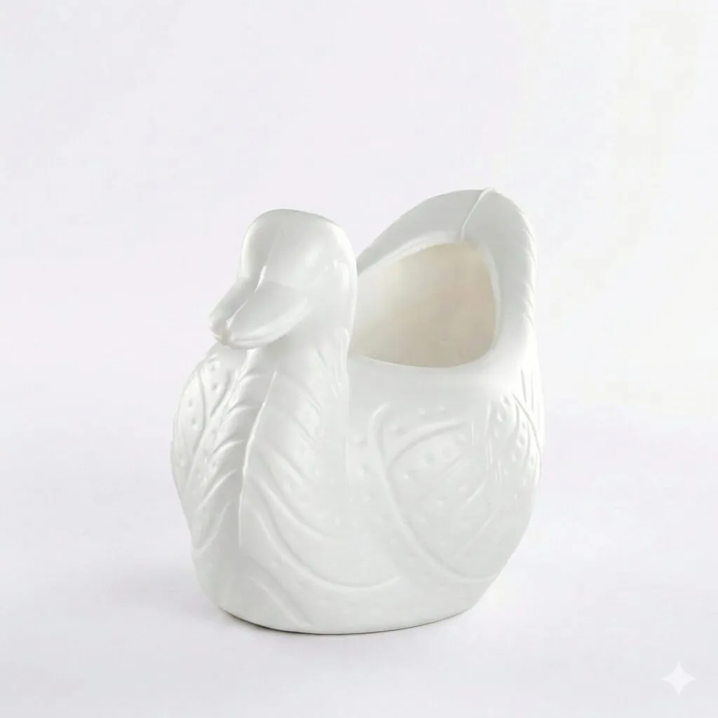 Duck shape plastic planter pot